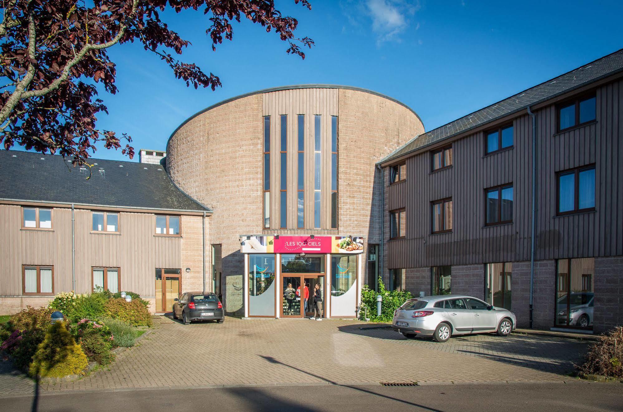 Hotel Les 100 Ciels Saint-Hubert Exterior foto